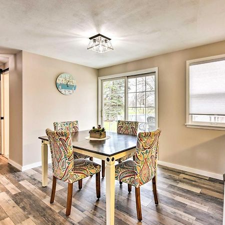 Charming Retreat With Deck - Walk To Lake Pepin 외부 사진