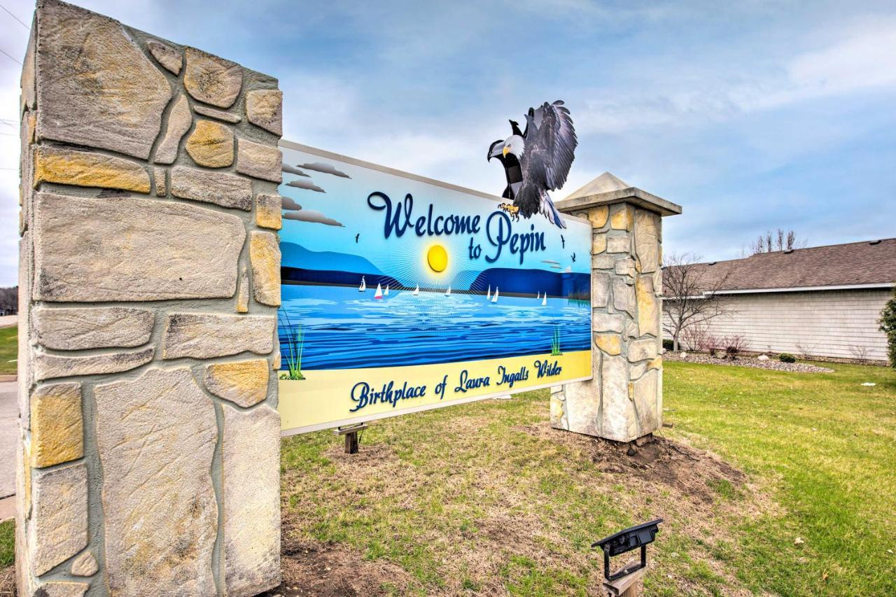 Charming Retreat With Deck - Walk To Lake Pepin 외부 사진
